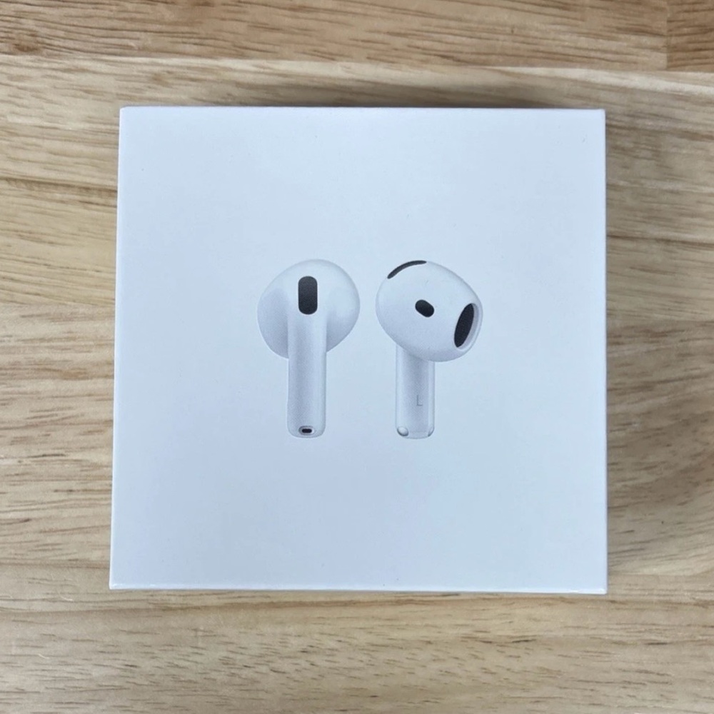 Genuine Brand New APPLE AirPods 4 Without Noise Cancellation MXP63LL/A - WHITE